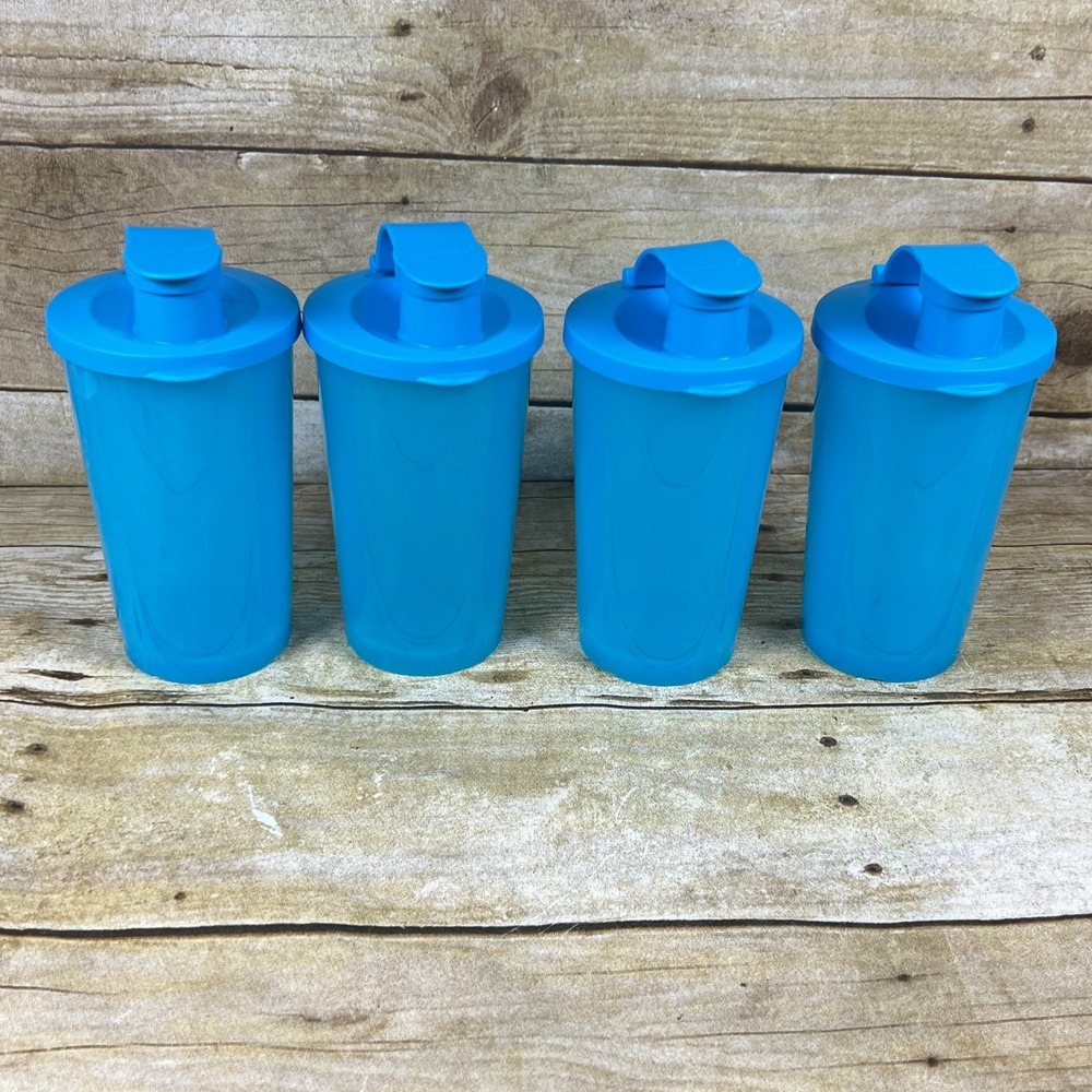Tupperware Tumblers with flip top lids 6170B-2 Set of 4 Blue